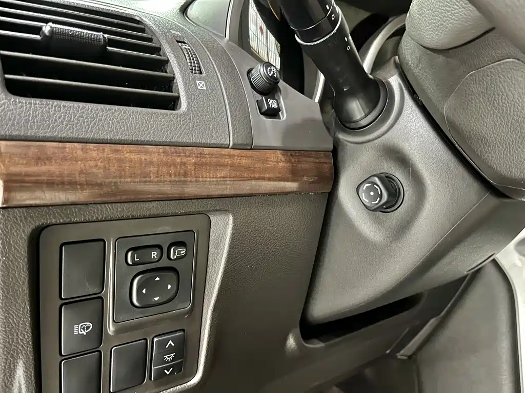 Toyota Land Cruiser Prado 2010 4.0L AT VX NAVI