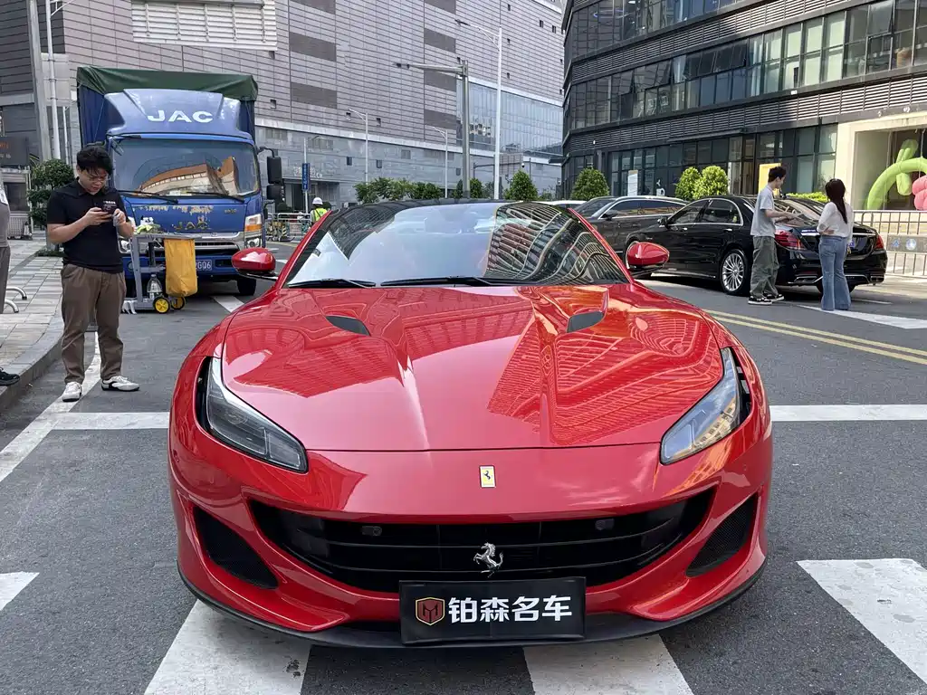 Ferrari Portofino — миниатюра 3