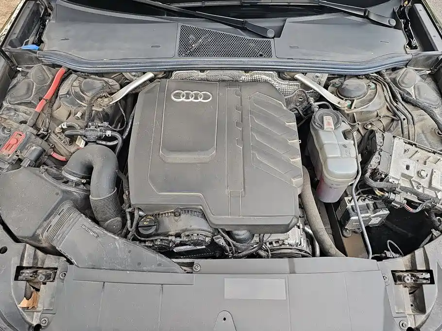 Audi A6L — миниатюра 10