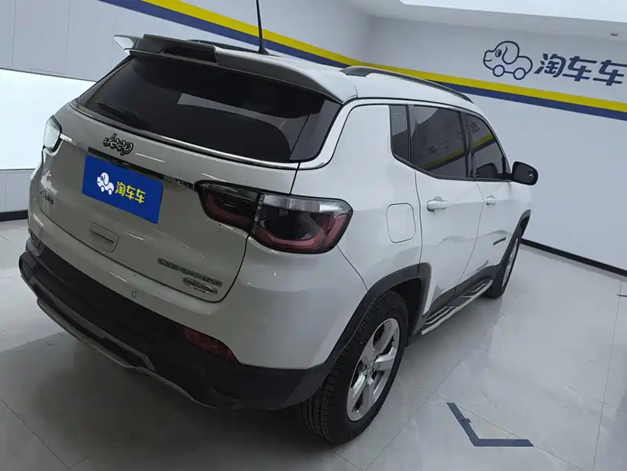 Jeep Compass — миниатюра 3