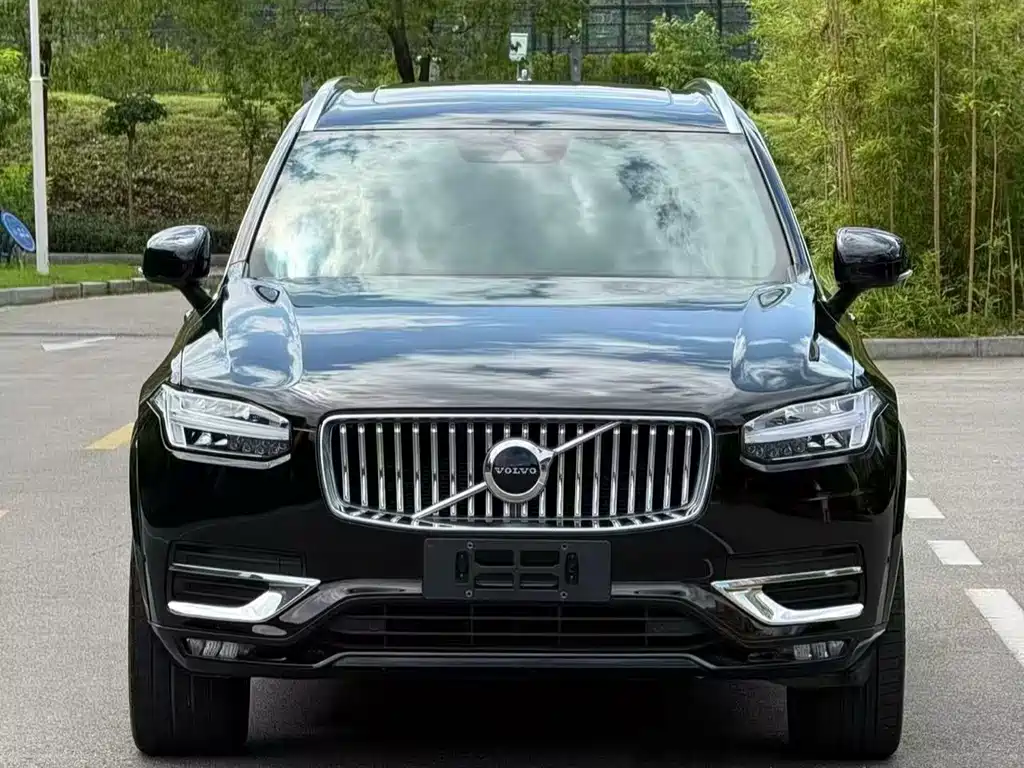 Volvo XC90 2021 B5 Luxury 5 мест