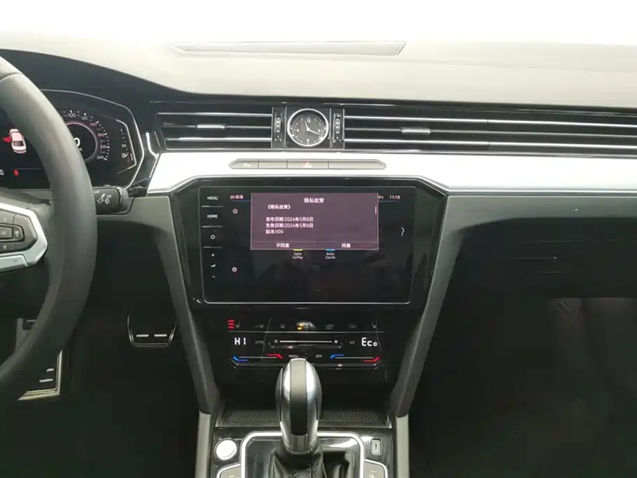 VOLKSWAGEN MAGOTAN GTE PLUG IN HYBRID