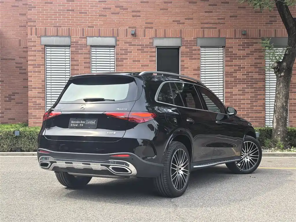 Mercedes-Benz GLC 2023 GLC 300 L 4MATIC Luxury 5 мест