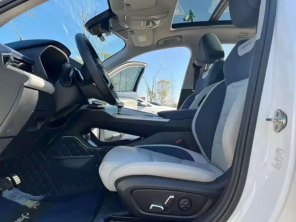 GEELY AUTOMOBILE XINGRUI