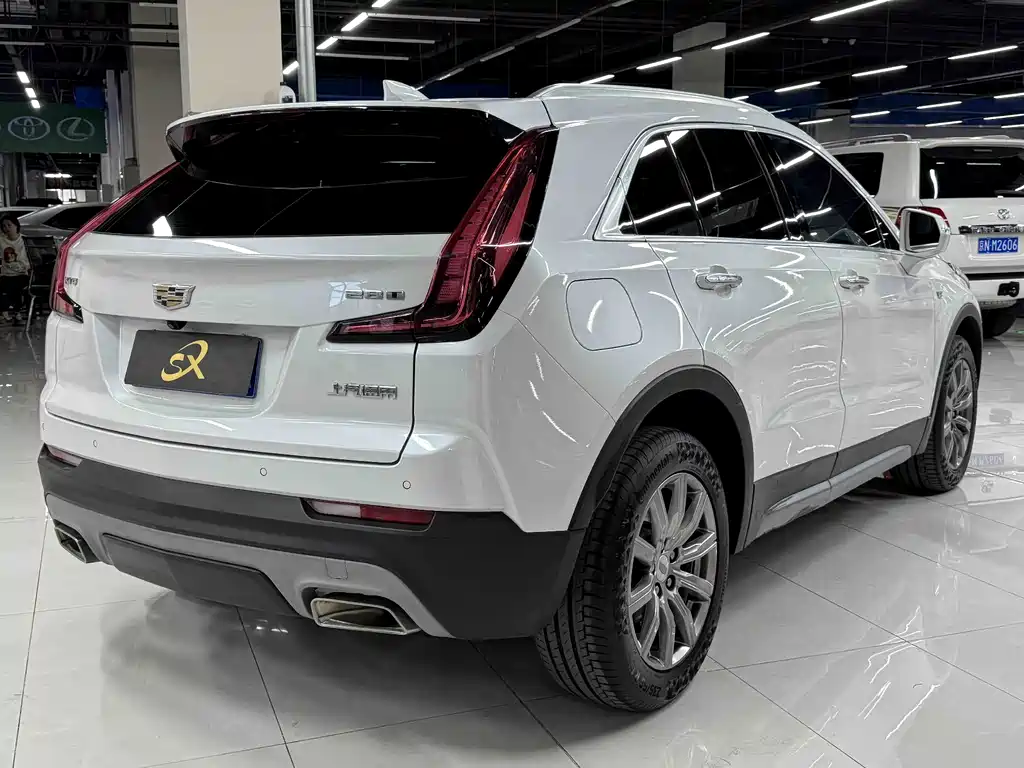 Cadillac XT4 — миниатюра 4