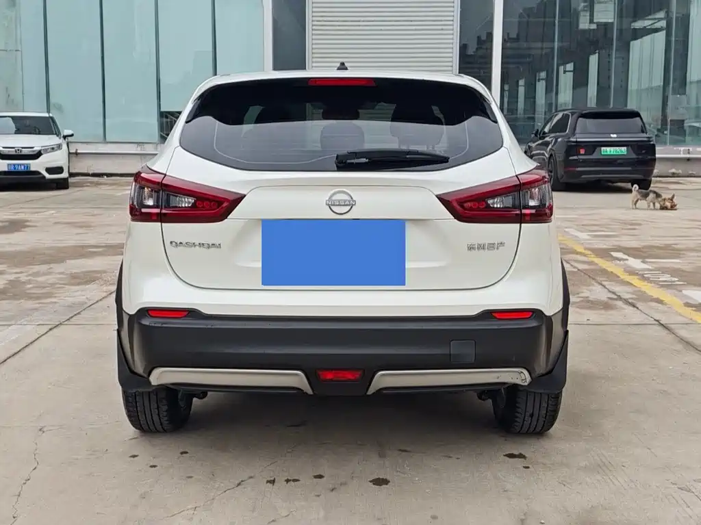 Nissan Qashqai — миниатюра 8