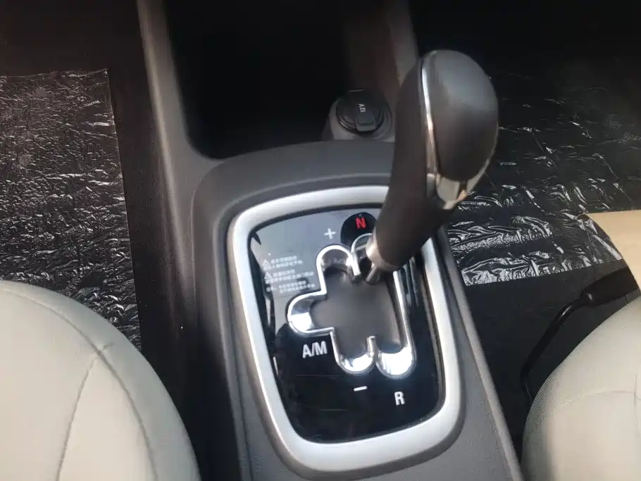 Chevrolet Sail — миниатюра 16