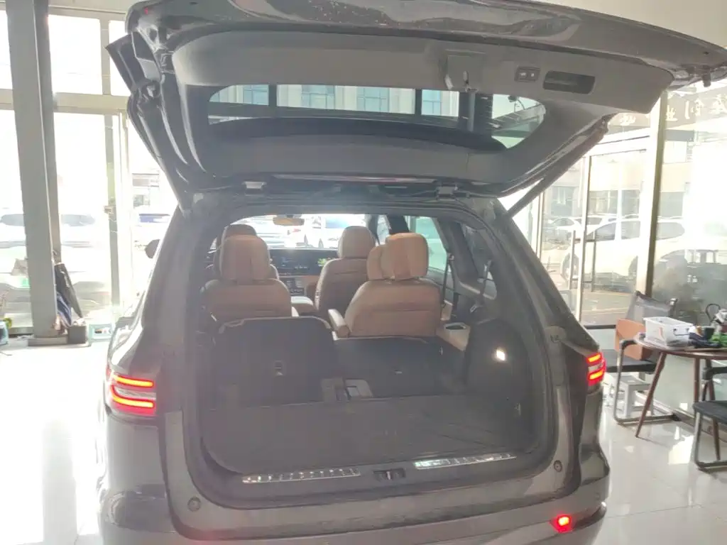 Li Auto Li ONE — миниатюра 15