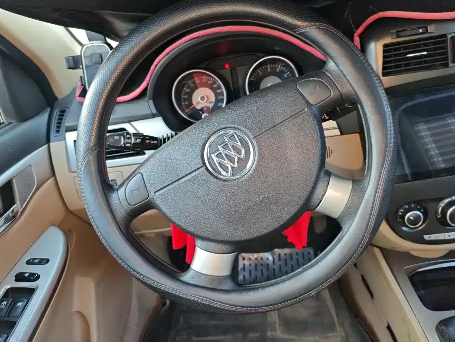 Buick Excelle — миниатюра 15