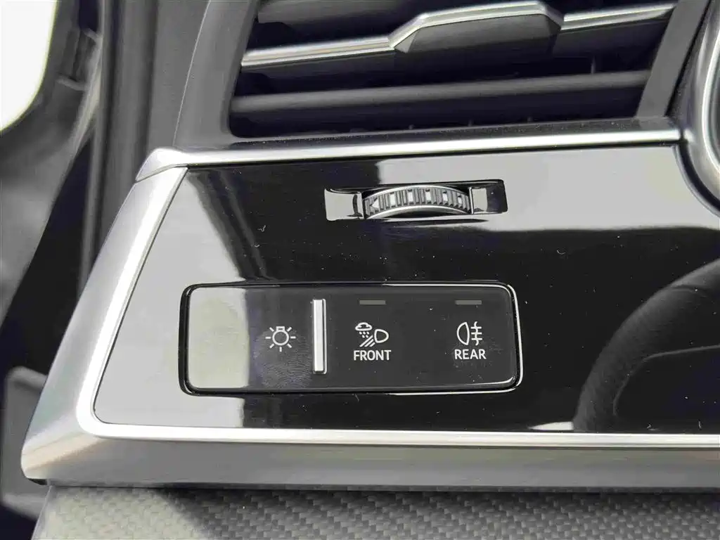 Audi SQ7 — миниатюра 18