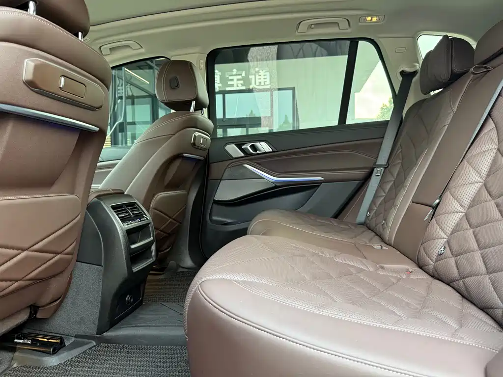 BMW X5 2025 xDrive 30Li Premium M Sport