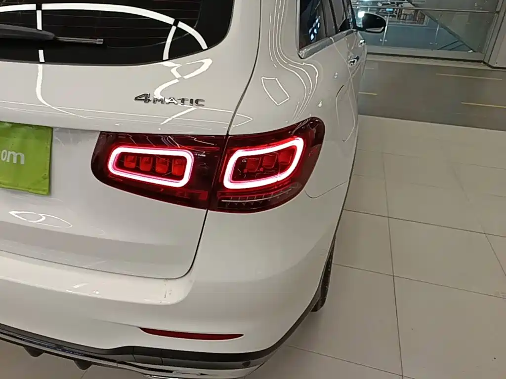 Mercedes-Benz GLC — миниатюра 8