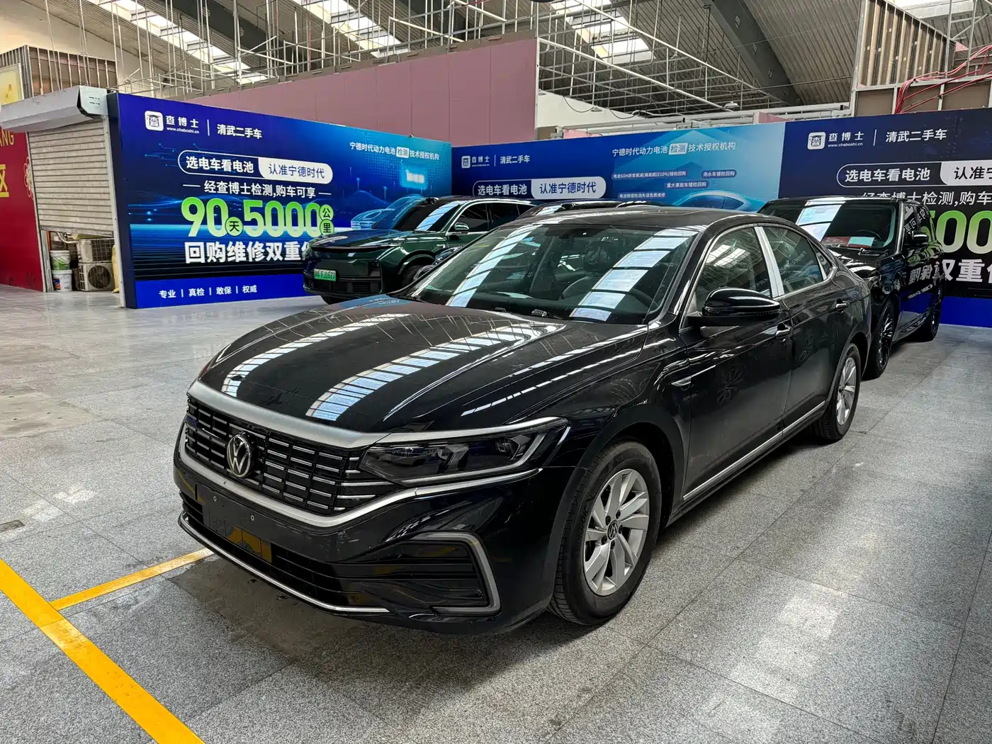 帕萨特插电混动 2025款 430PHEV 混动商务版 2025