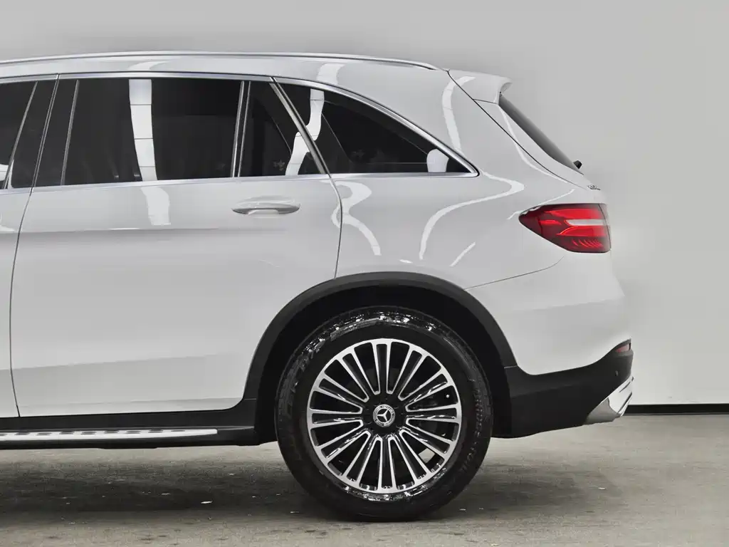 Mercedes-Benz GLC — миниатюра 22