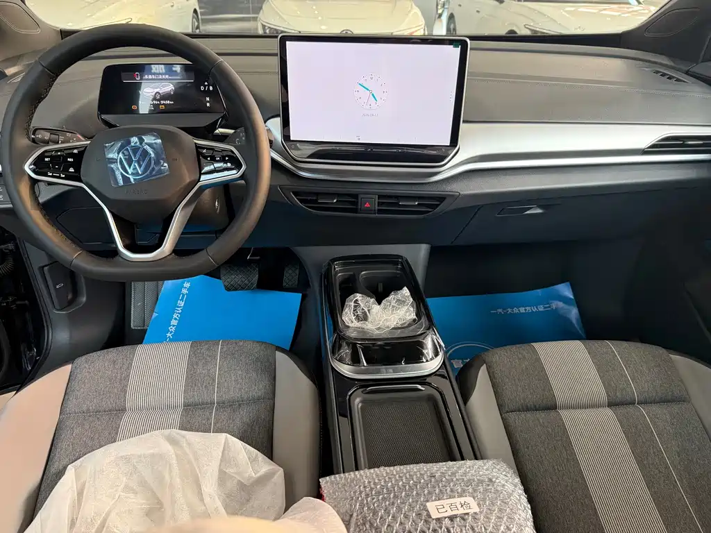 Volkswagen ID.4 Crozz — миниатюра 4