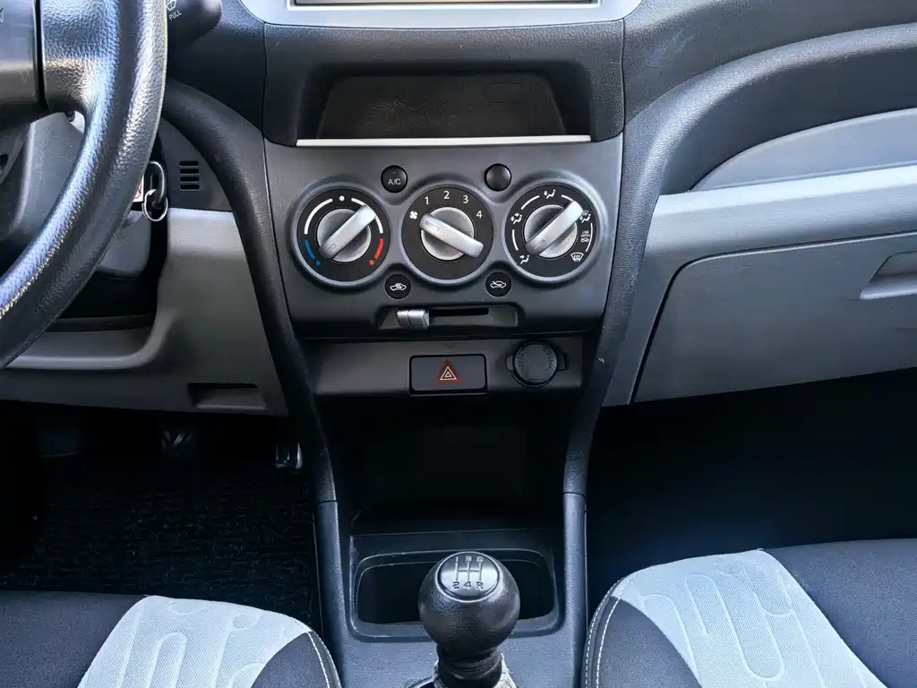 Suzuki Alto — миниатюра 12