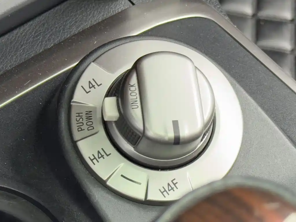 Toyota 4Runner — миниатюра 15