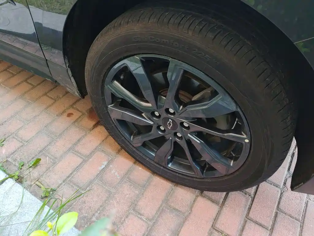 Chevrolet Equinox — миниатюра 15