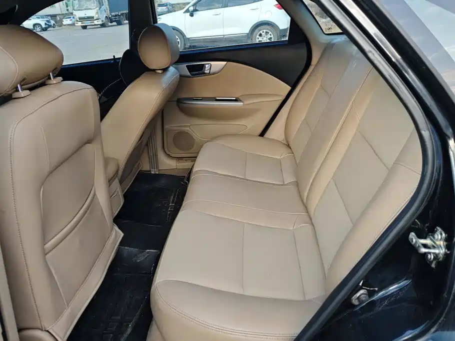Buick Excelle — миниатюра 11