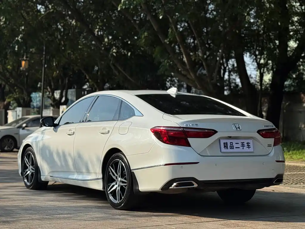 Honda Inspire — миниатюра 6