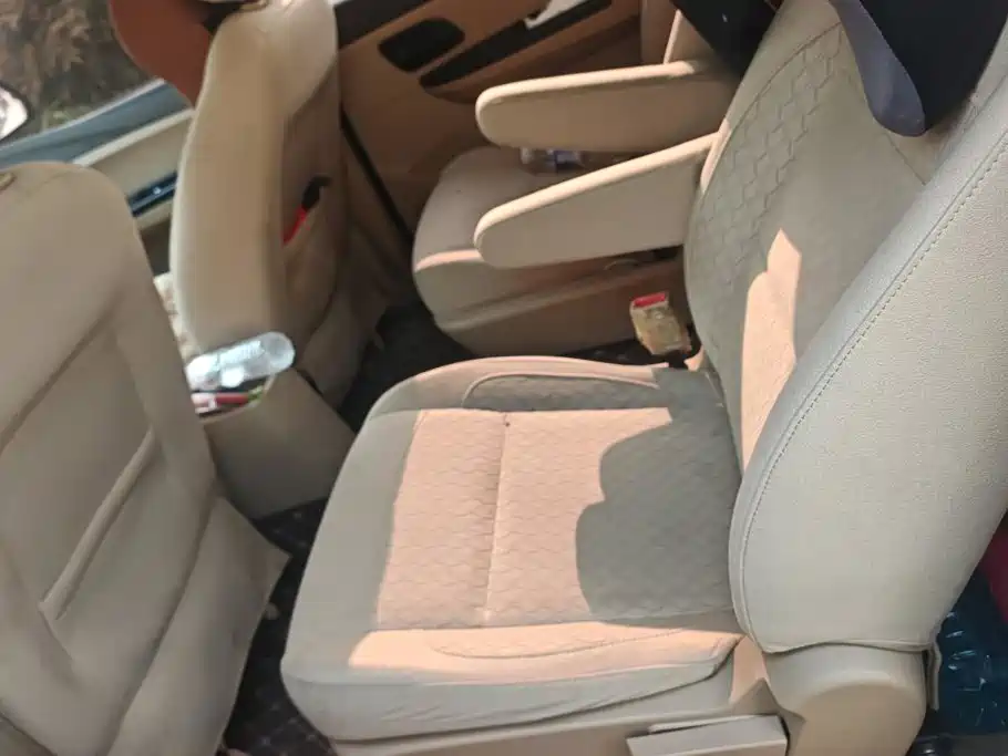 Wuling Hongguang — миниатюра 11