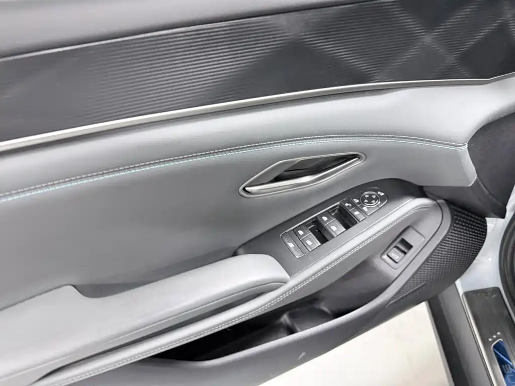 BYD Qin L — миниатюра 9