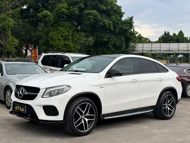 Mercedes-Benz GLE 2015 GLE 450 AMG 4 MATIC SUV — фото 1