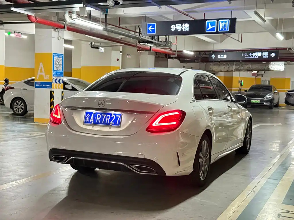 Mercedes-Benz C-Class — миниатюра 10