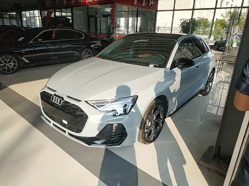 奥迪A3 2025款 Sportback 35TFSI 飞驰尊享型 2025