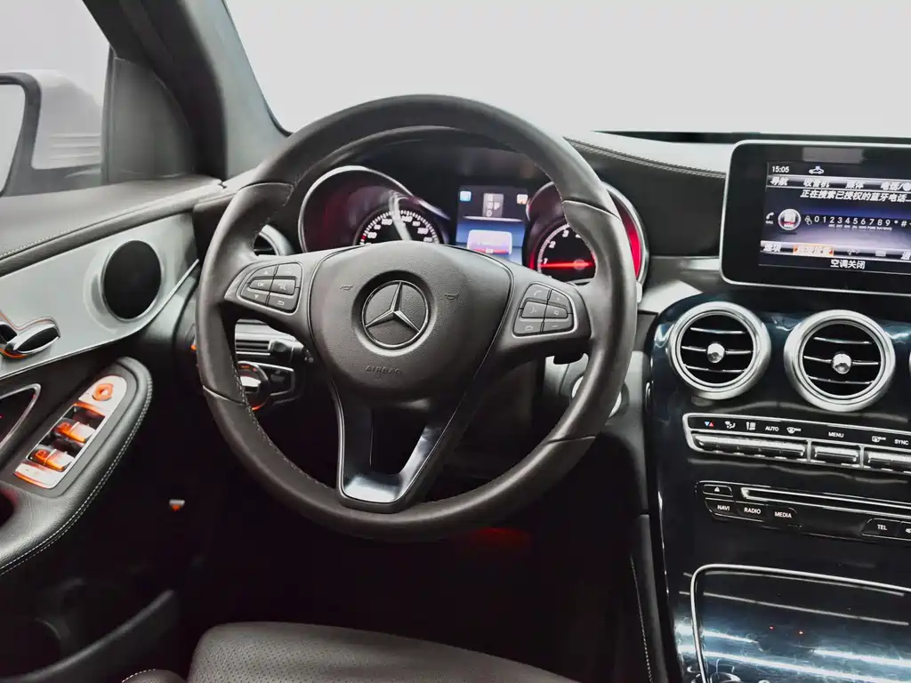 Mercedes-Benz GLC — миниатюра 12