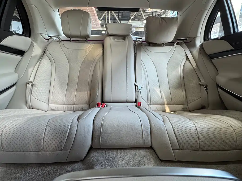 Mercedes-Benz S-Class — миниатюра 34