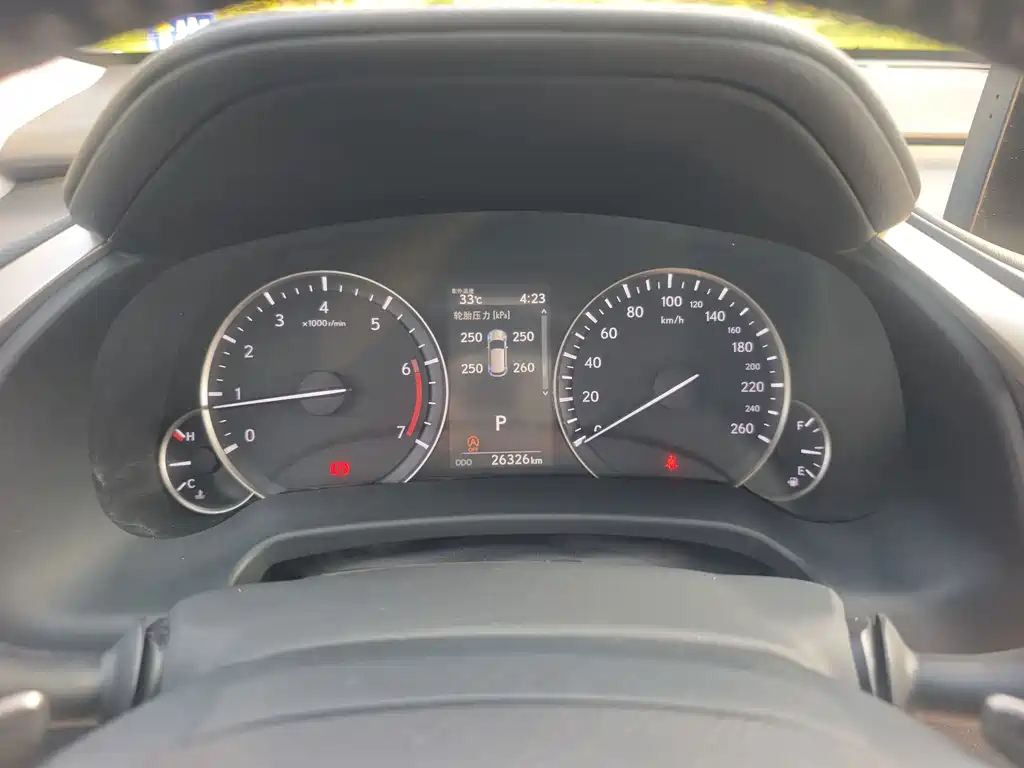 Lexus RX — миниатюра 18