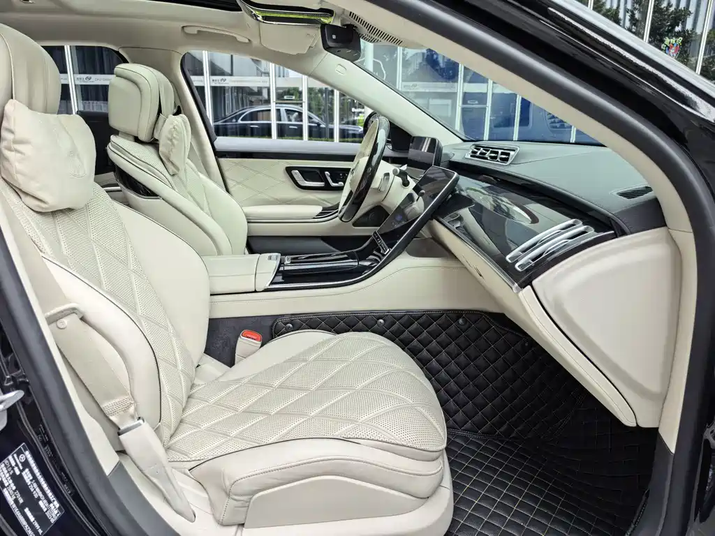 Mercedes-Benz S-Class — миниатюра 18