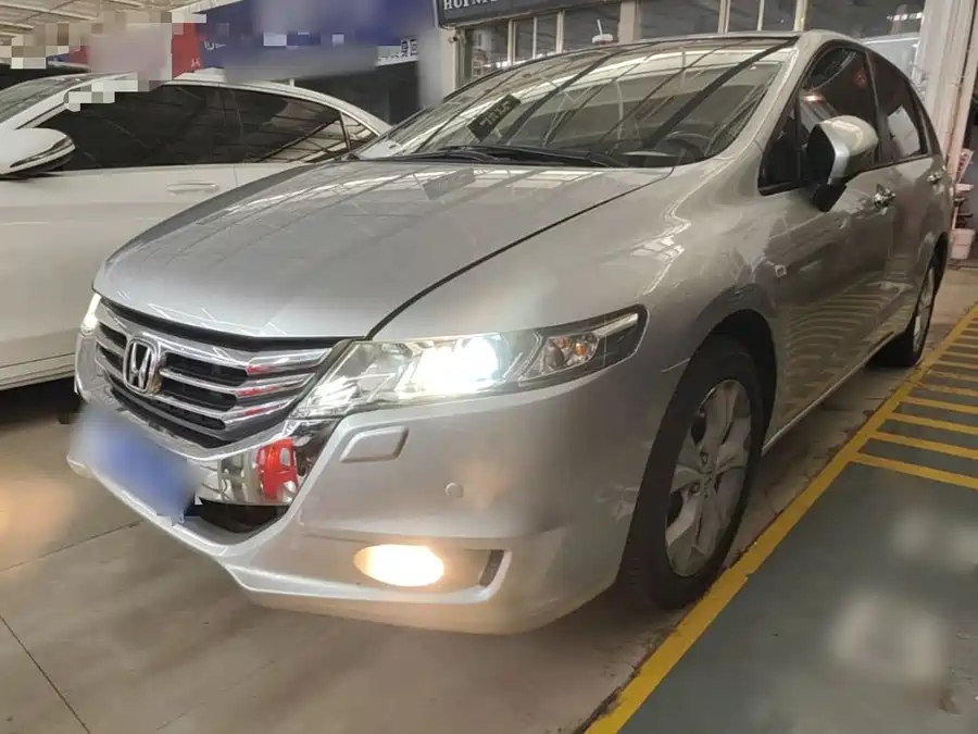 Honda Odyssey фото 1