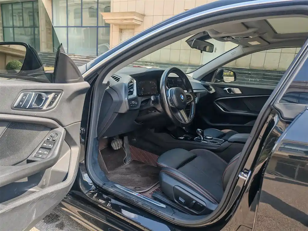 BMW 2 Series (Import) — миниатюра 8