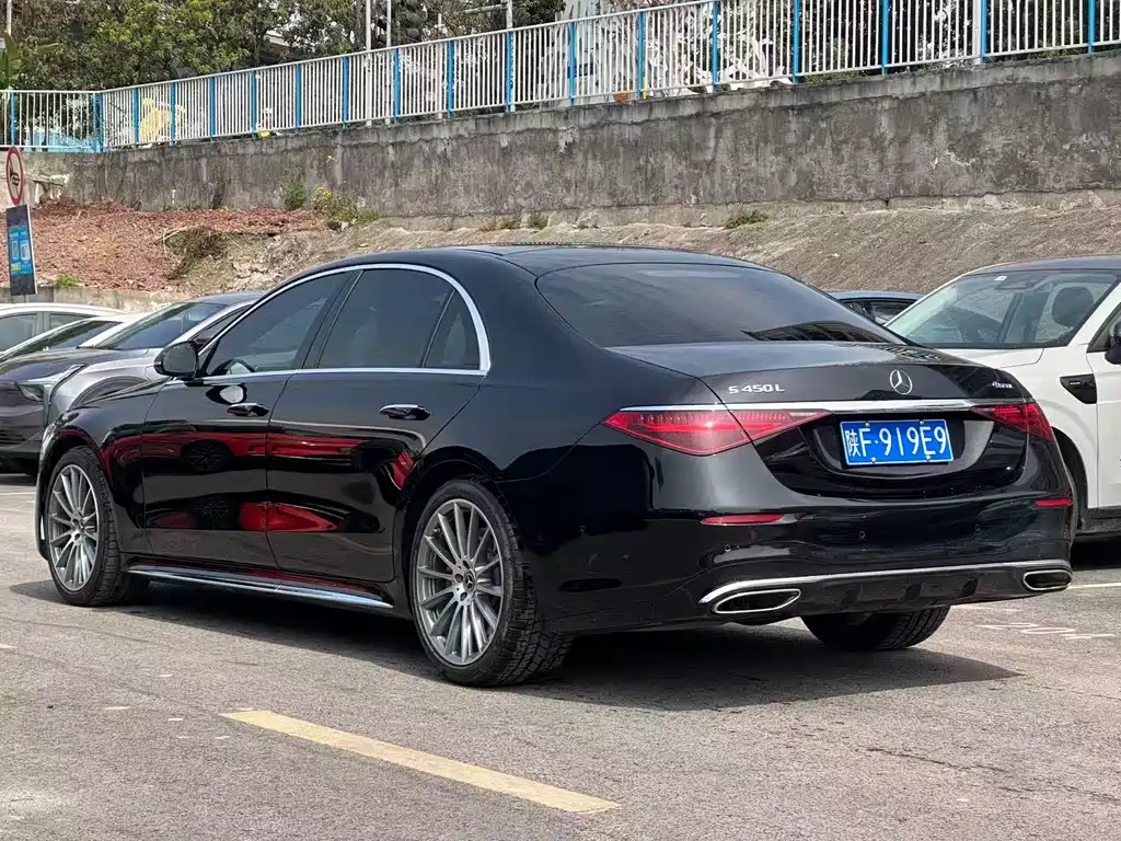 MERCEDES-BENZ S CLASS