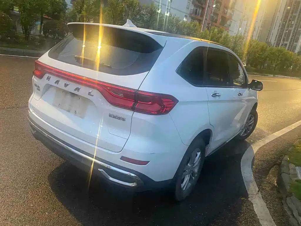 Haval M6 — миниатюра 6