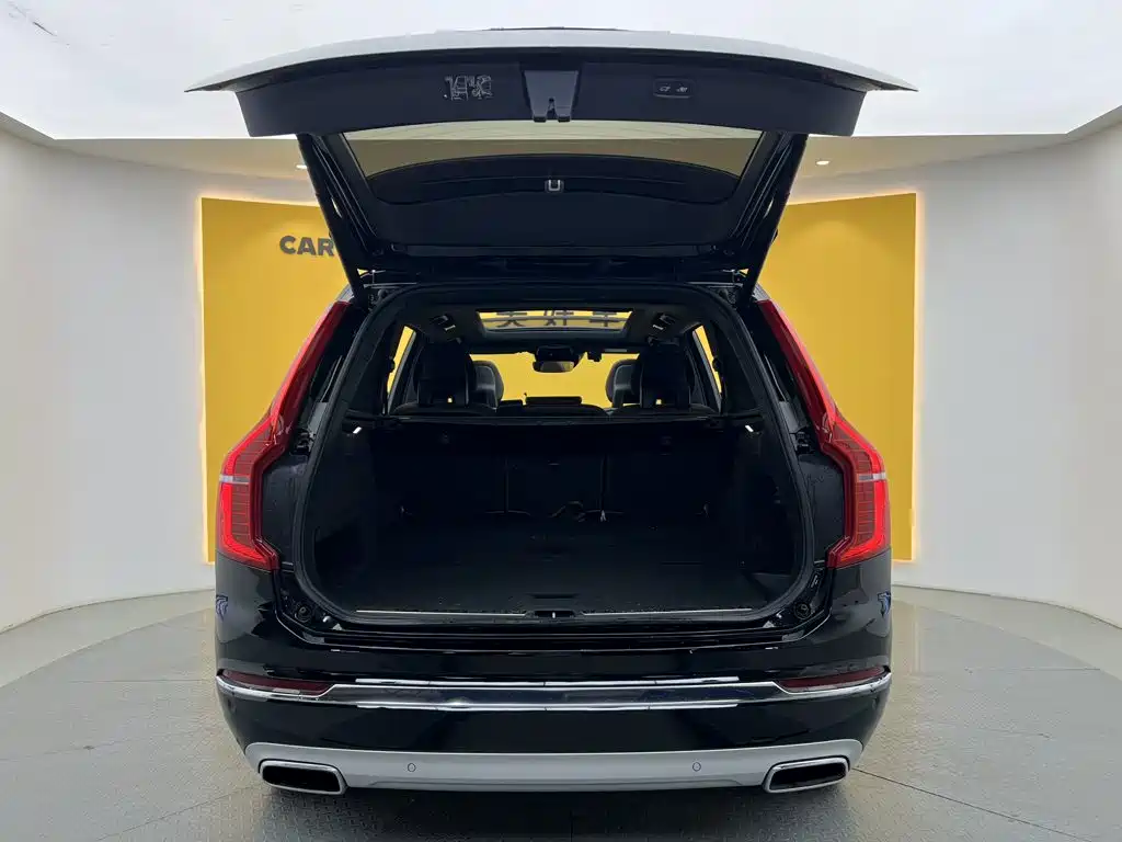 Volvo XC90 — миниатюра 11