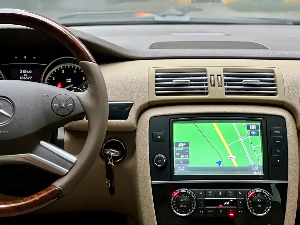 Mercedes-Benz R-Class — миниатюра 7
