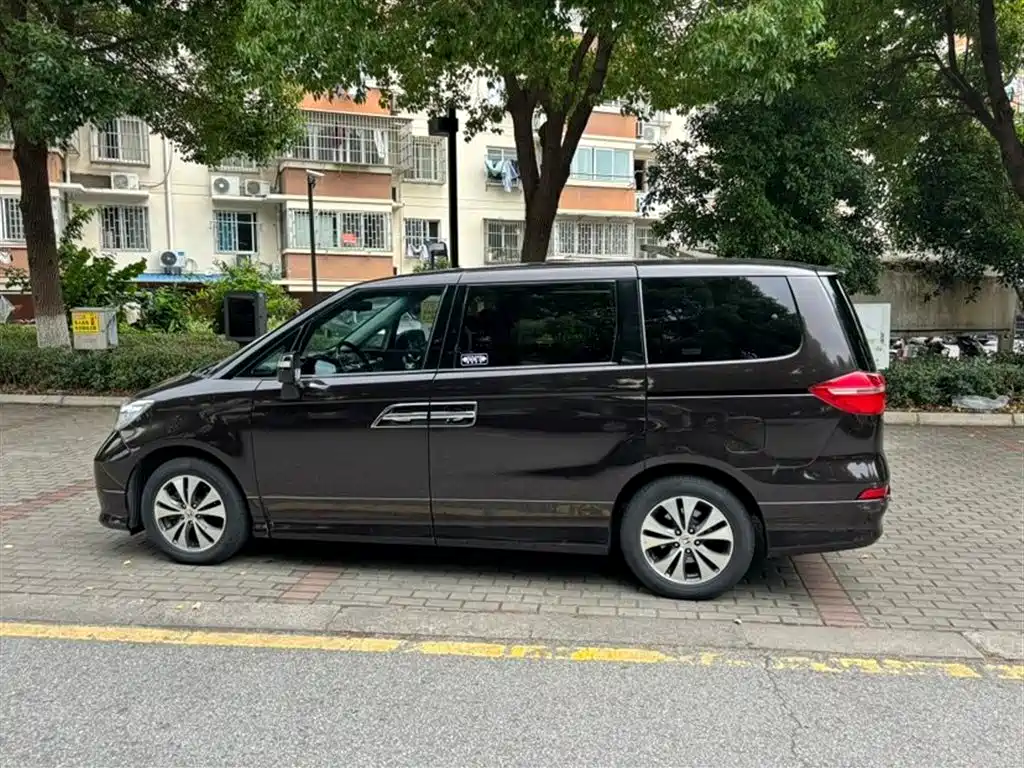 Honda Elysion 2012 2.4L VTi-S Luxury