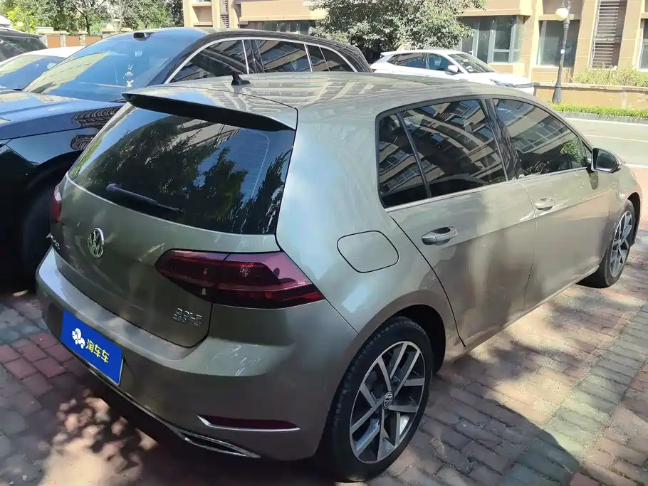 Volkswagen Golf — миниатюра 3