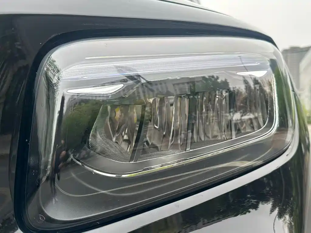 Mercedes-Benz GLB 2025 GLB 220