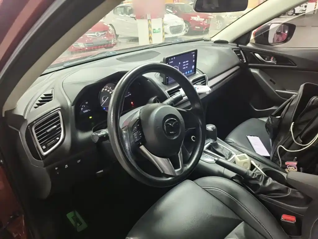 Mazda 3 Axela — миниатюра 10