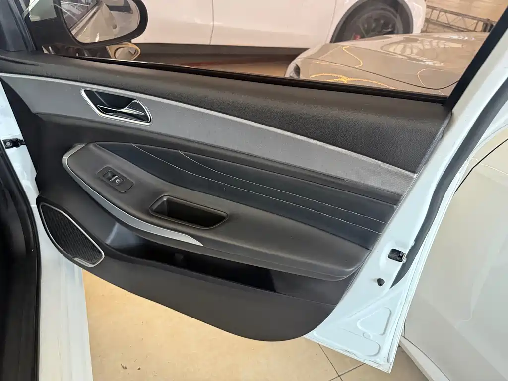 Chery Arrizo 5 — миниатюра 28