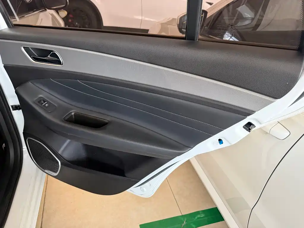 Chery Arrizo 5 — миниатюра 27
