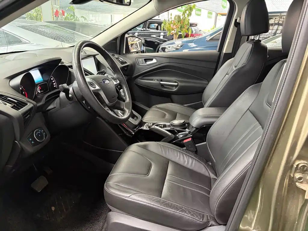 Ford Kuga — миниатюра 4