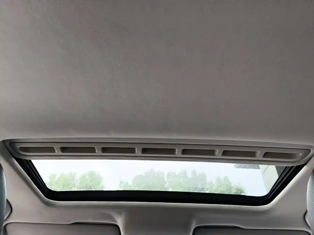Volkswagen Santana — миниатюра 18