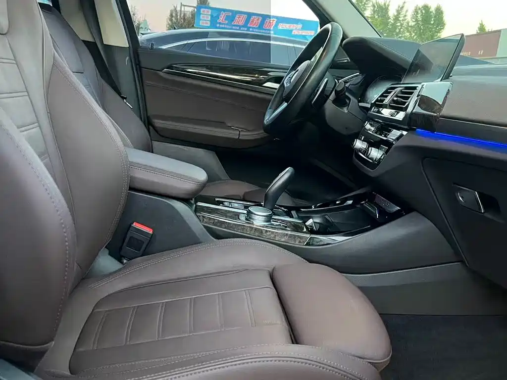BMW X3 — миниатюра 13