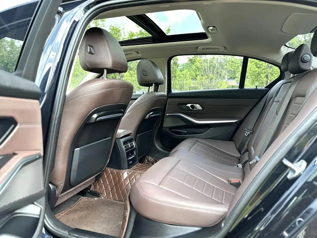 BMW 3 Series — миниатюра 5
