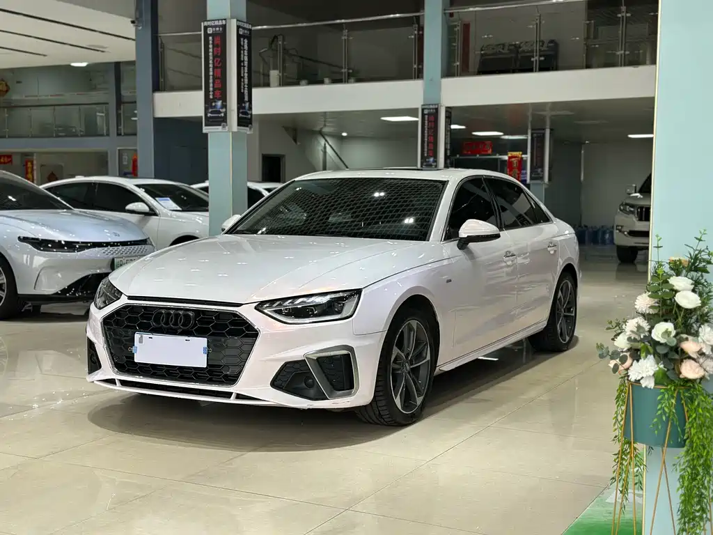 Audi A4L 2021